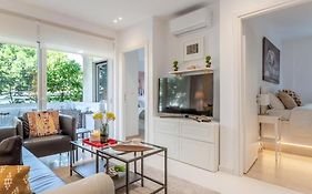 Hidden Gem: 2Br Artistic Retreat In Glyfada Center